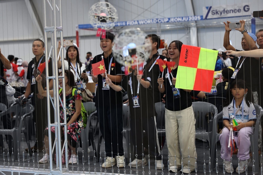 Vietnamese students win prize at FIDA World Cup 2025. (Image source of the organisers)