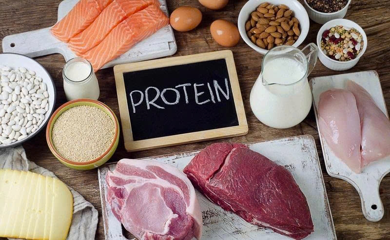 Thực phẩm giàu protein giúp tăng vòng 3 và cung cấp năng lượng cho cơ thể