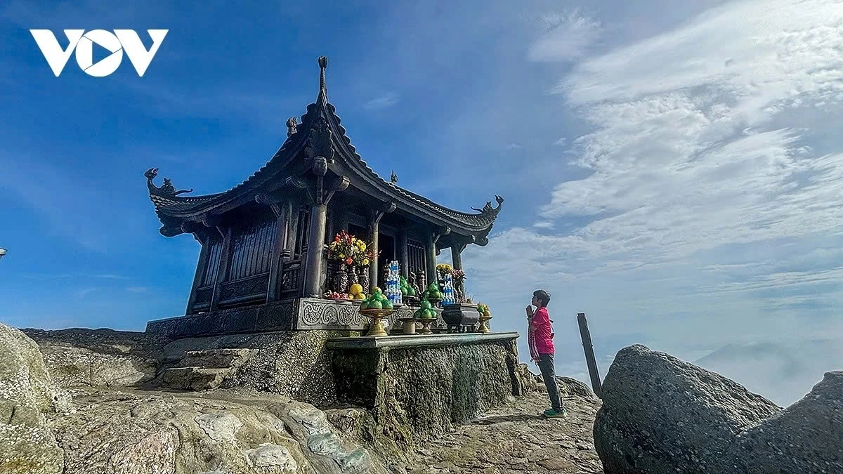 Autumn festival in Yen Tu will last for three months till December 2025.