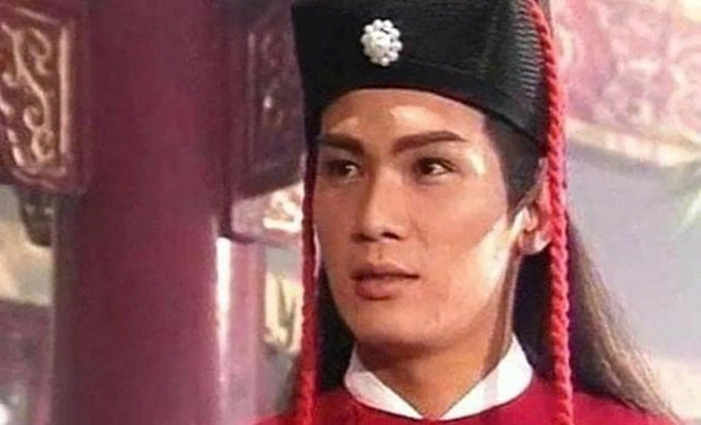 Chân Chí Cường trong vai Triển Chiêu ở phim "Bích huyết thanh thiên Dương gia tướng" của đài ATV. Ảnh: ATV