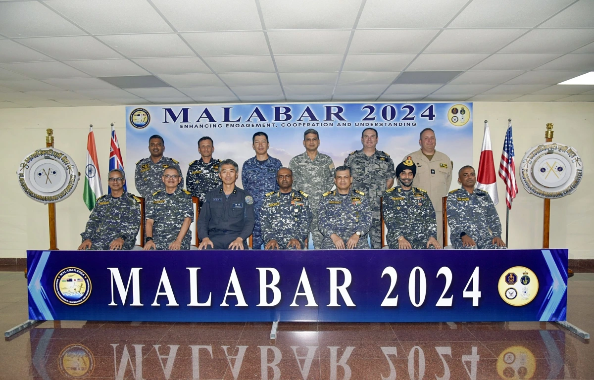 Đại diện của Hải quân 4 quốc gia QUAD tham dự Diễn tập Hàng hải Malabar-2024 tại thành phố Visakhapatnam, bang Andhra Pradesh, Đông Nam Ấn Độ. (Ảnh: ANI)