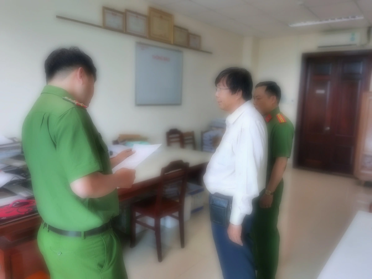 Công an Cần Thơ bắt tạm giam Giám đốc công ty lừa đảo chiếm đoạt tài sản