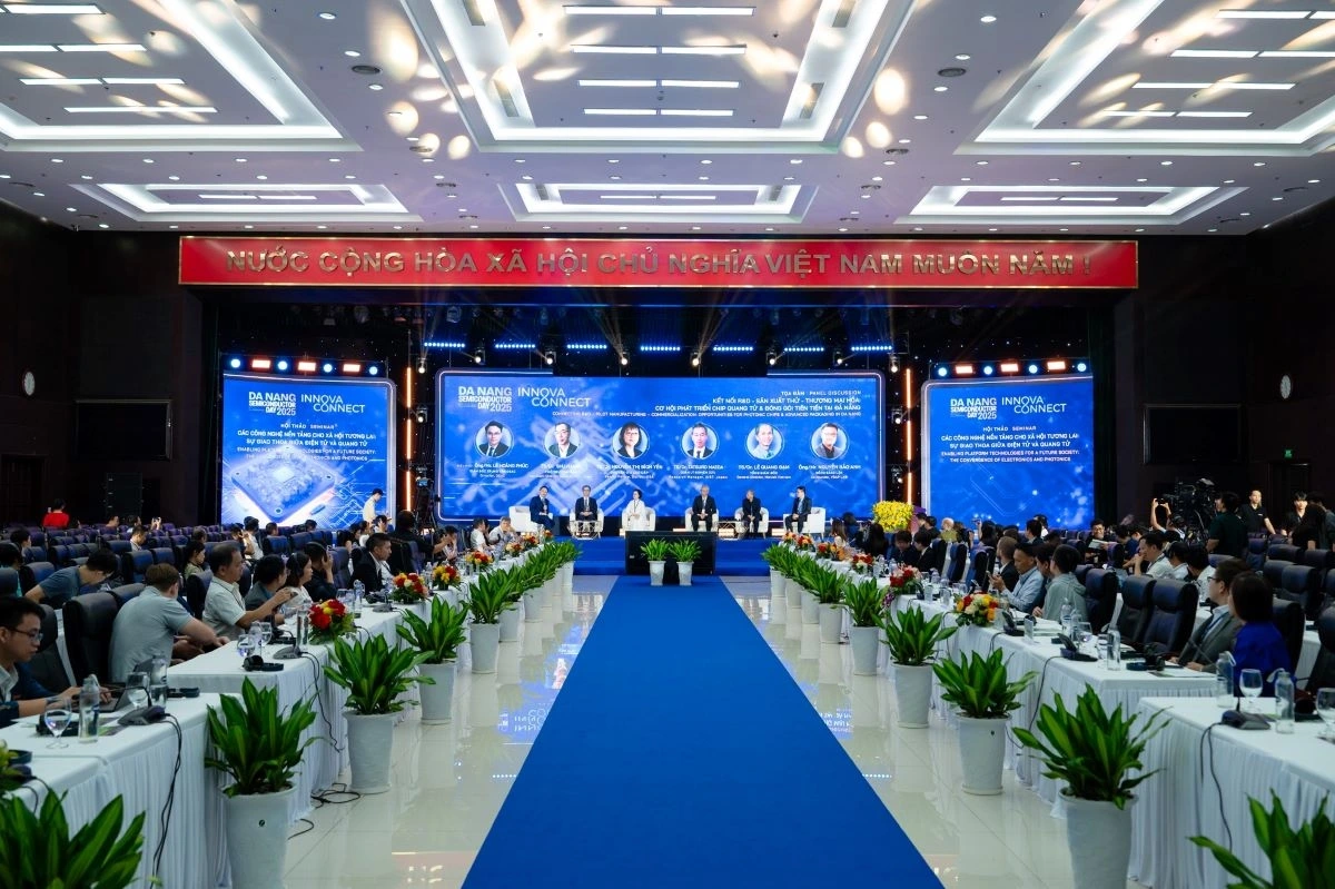 Sự kiện InnovaConnect được tổ chức tại Đà Nẵng vào cuối tháng 8/2025 thu hút đông đảo các nhà khoa học, đại diện các sở, ngành tham gia (Ảnh: VFP)