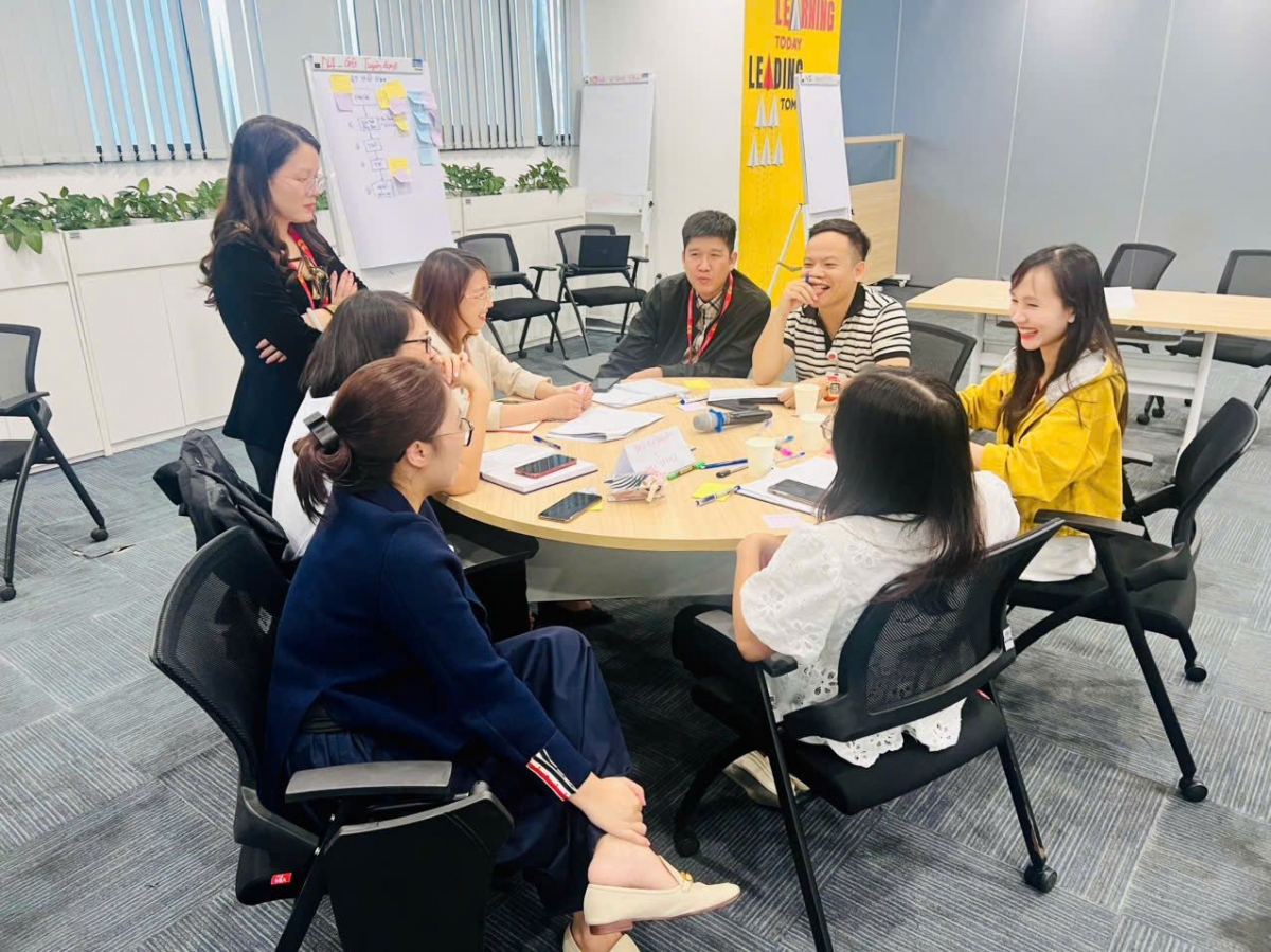 Một khóa đào tạo trong nội bộ tại Tập đoàn ROX