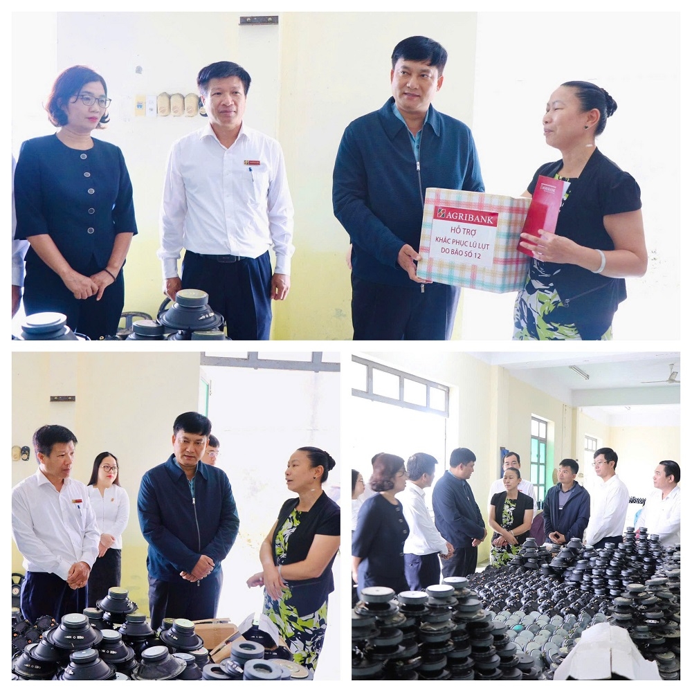 Đoàn công tác do Tổng Giám đốc Phạm Toàn Vượng dẫn đầu tới thăm hỏi, động viên khách hàng của Agribank bị thiệt hại do bão lũ