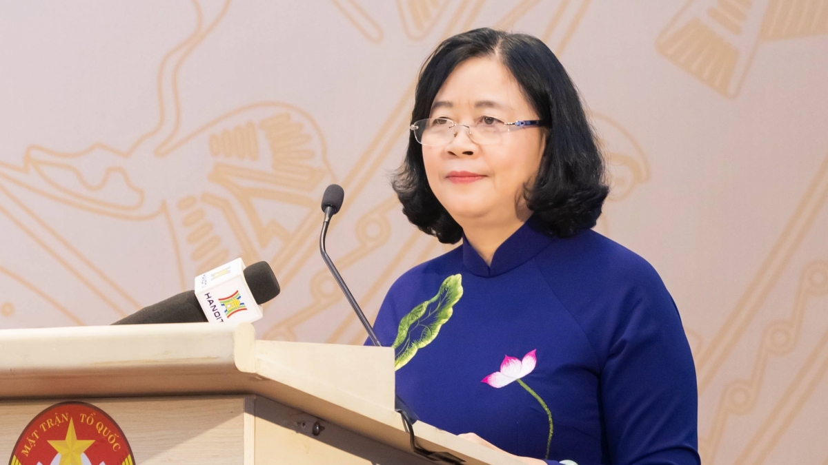 Bà Bùi Thị Minh Hoài là nữ Chủ tịch Ủy ban Trung ương MTTQ Việt Nam đầu tiên 