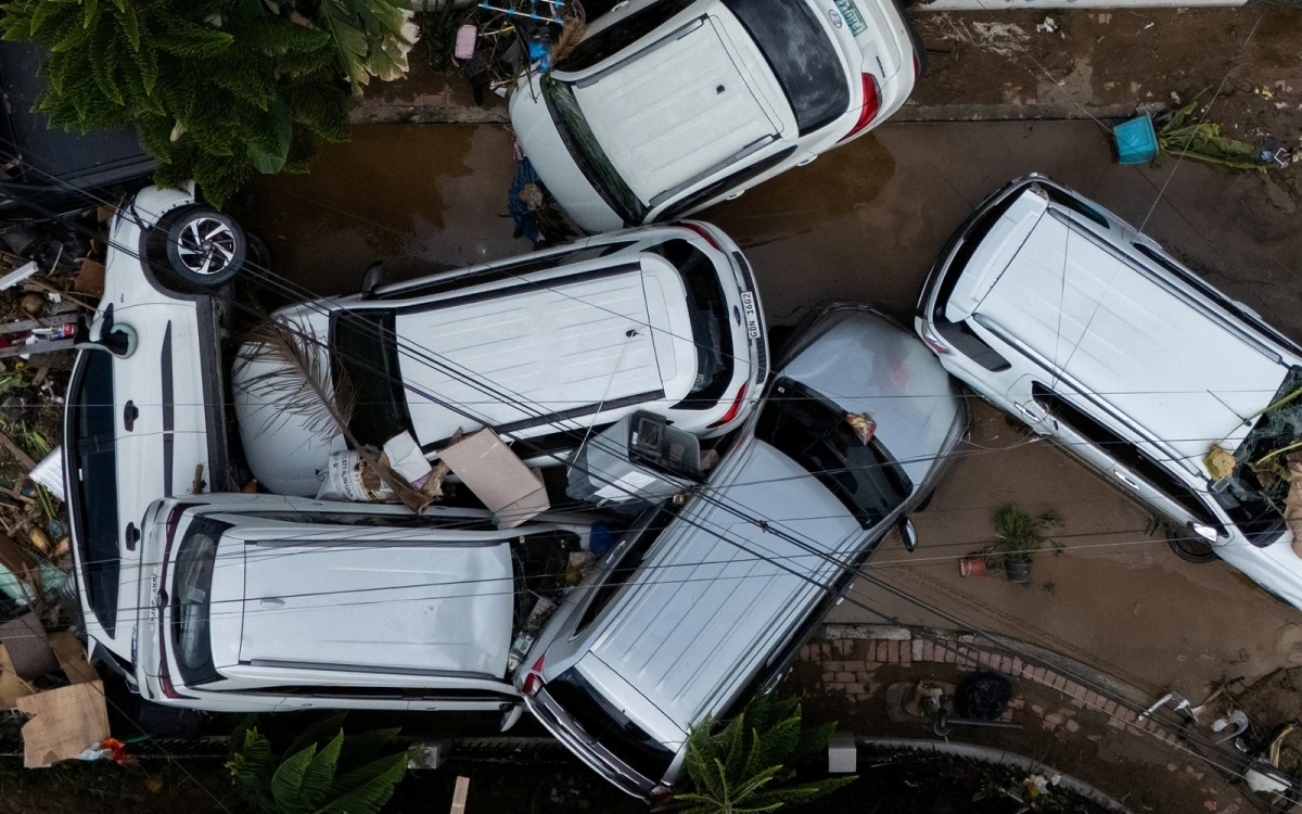 Hậu quả cơn bão Kalmaegi trước đó ở Philippines. Ảnh: Reuters.