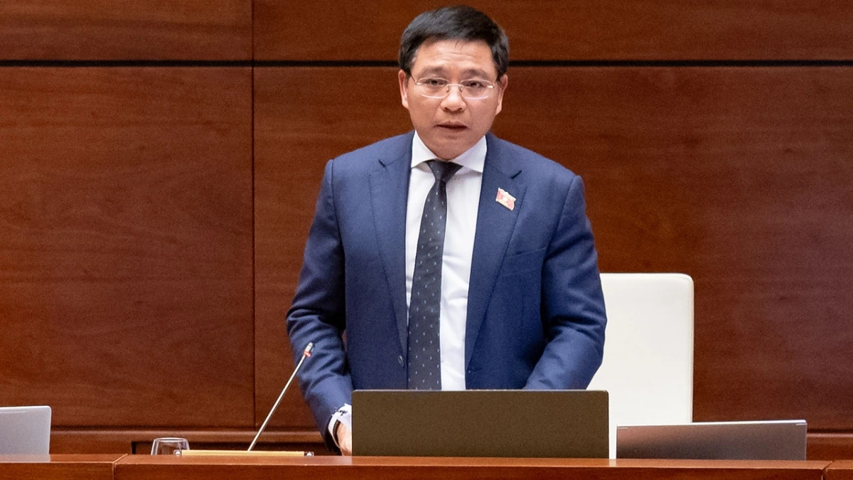 Bộ trưởng Bộ Tài chính Nguyễn Văn Thắng giải trình trước Quốc hội.