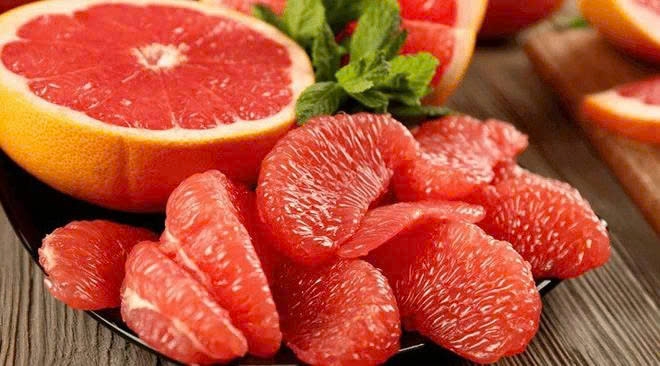 Ăn bưởi có thể hỗ trợ giảm cân nếu sử dụng đúng cách, kết hợp với chế độ dinh dưỡng và vận động hợp lý