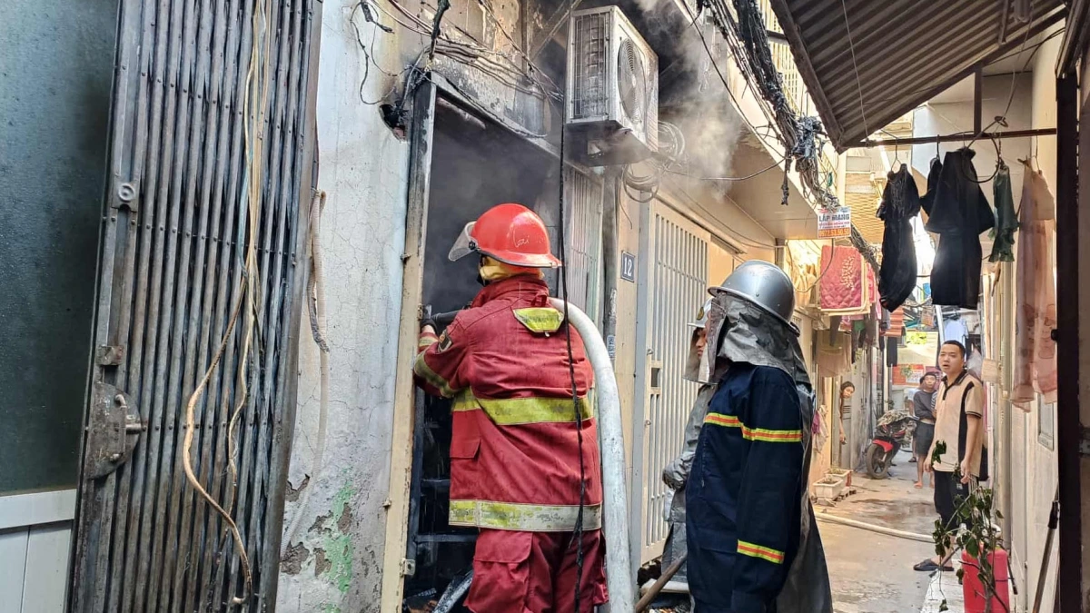 Cảnh sát tiếp cận hiện trường