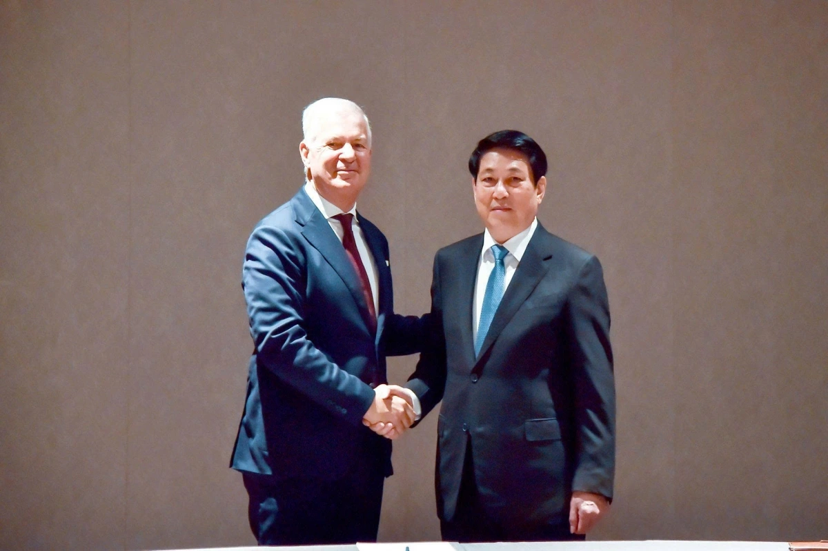 Chủ tịch nước Lương Cường và Tổng Thư ký Phòng Thương mại Quốc tế John Denton