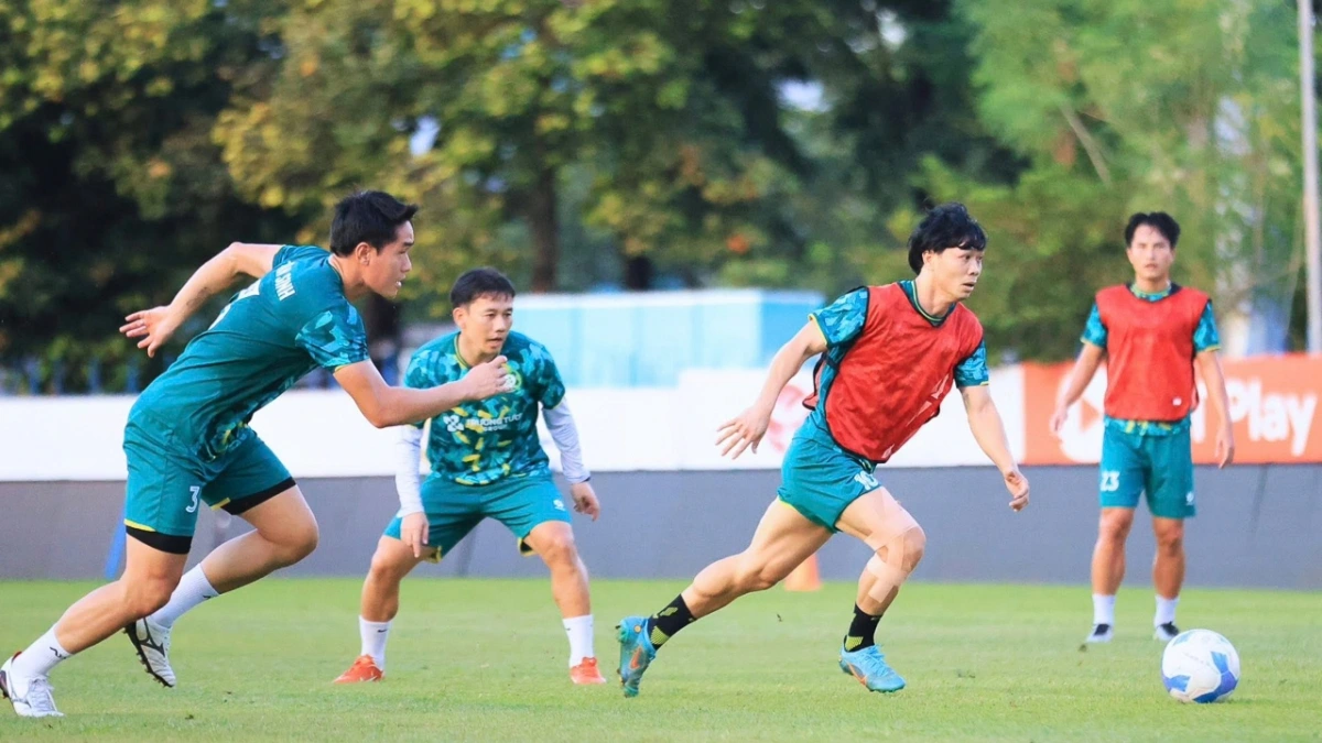 Công Phượng hoàn toàn sung sức trong buổi tập gần nhất (Ảnh: Đồng Nai FC)
