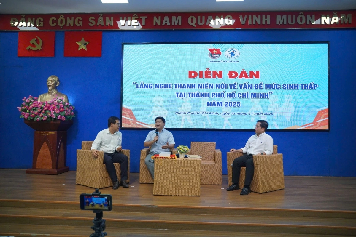 Các chuyên gia trao đổi tại diễn đàn 