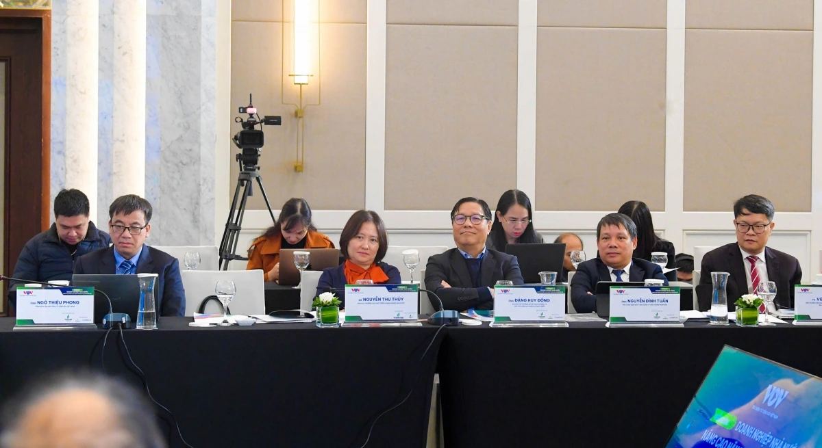 Diễn đàn cũng là dịp phân tích các quy định pháp lý về quản trị, đầu tư, sử dụng vốn, công khai minh bạch và cơ chế đổi mới, chuyển đổi số trong DNNN. Thảo luận chuyên sâu về các nghị định, thông tư sẽ giúp nhận diện vướng mắc và đề xuất hoàn thiện chính sách, tạo môi trường thuận lợi để DNNN hoạt động hiệu quả hơn.