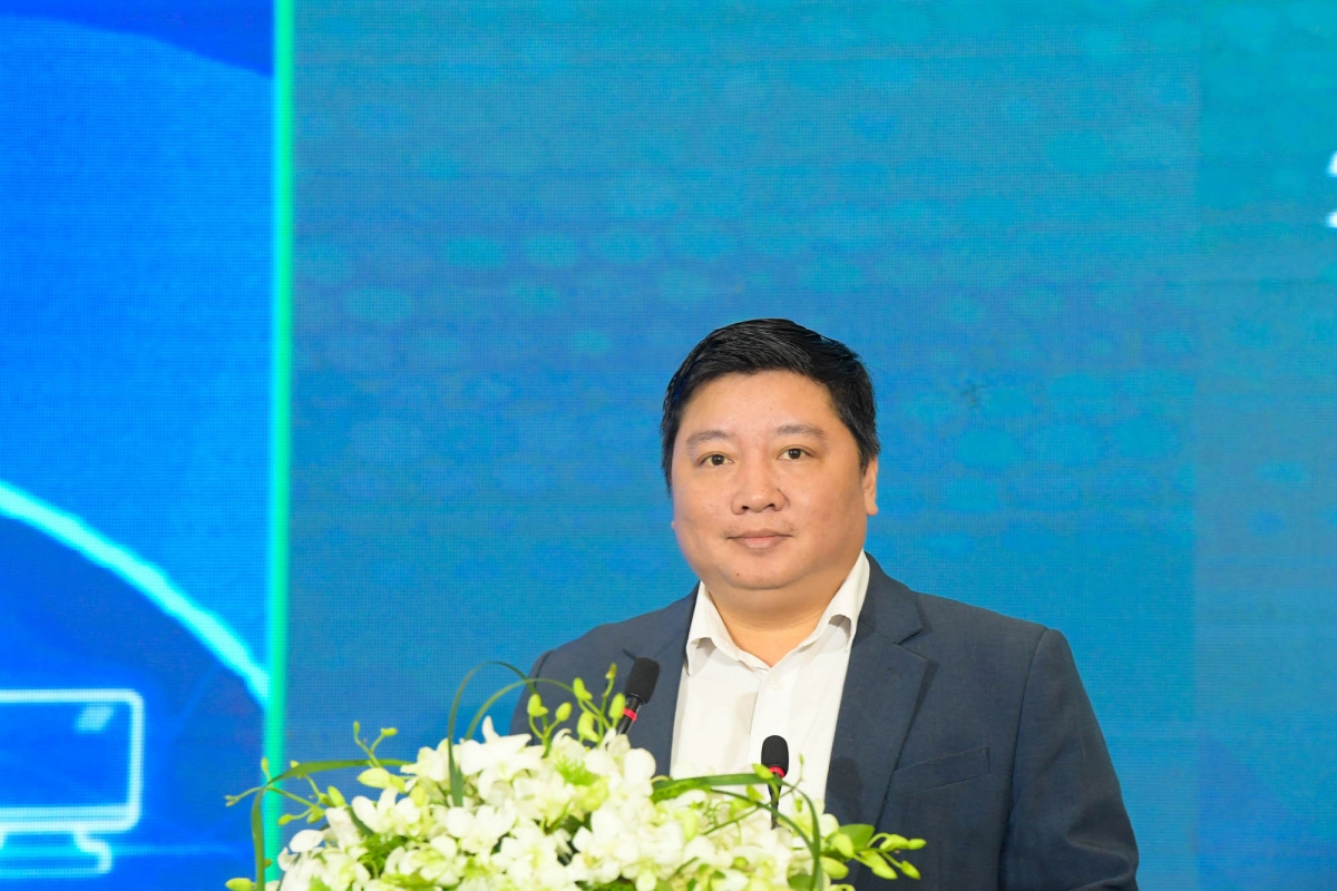 TS Chử Đức Hoàng – Chánh văn phòng Quỹ Đổi mới Công nghệ Quốc gia (Bộ KH&amp;CN) chia sẻ về nội dung: "Đòn bẩy chính sách cho đổi mới công nghệ: Giải pháp nâng cao năng lực cạnh tranh của DNNN".