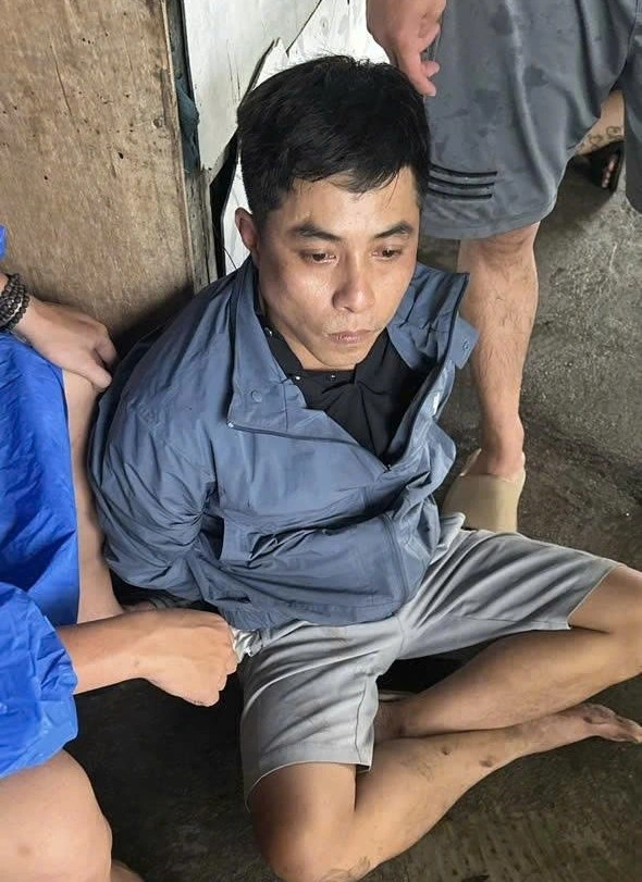 Đối tượng Nguyễn Tri Nghĩa tại thời điểm bị bắt giữ.