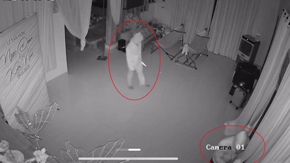 Hai đối tượng cầm dao đột nhập nhà chú rể.