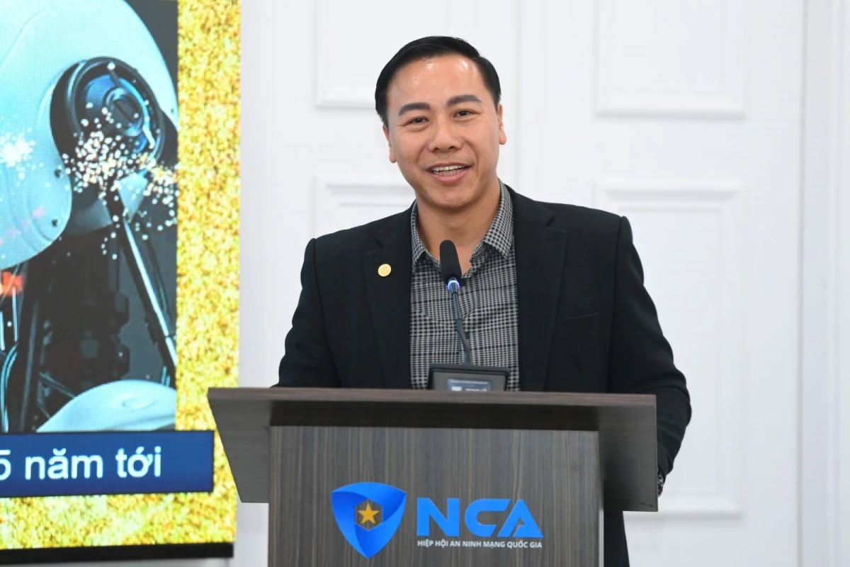 Thượng tá Nguyễn Đình Đỗ Thi, Phó Trưởng phòng An ninh thông tin mạng, Cục An ninh mạng và phòng, chống tội phạm sử dụng công nghệ cao (A05), Bộ Công an (Ảnh: Hiệp hội An ninh mạng - NCA)