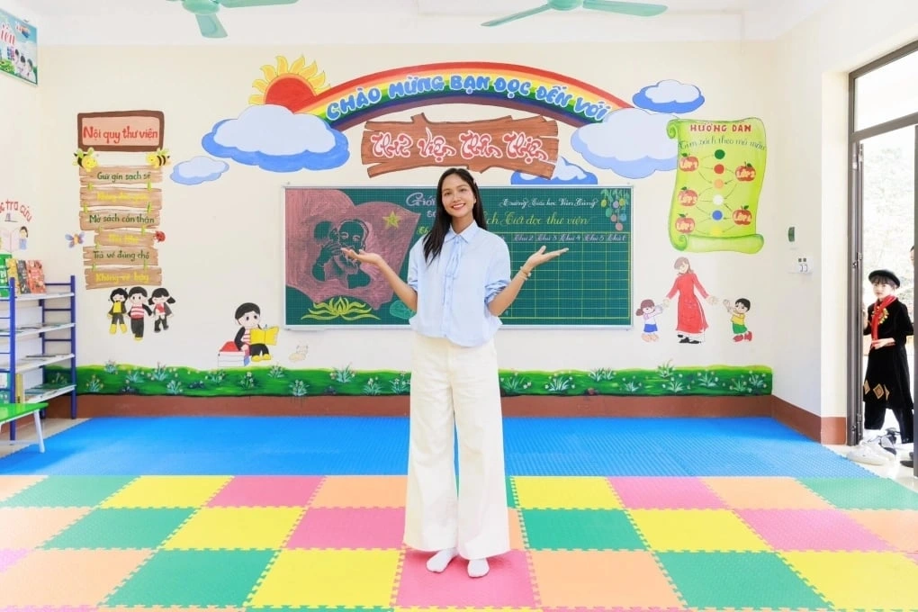 Giữ nhịp hành trình lan tỏa yêu thương từ khi đăng quang đến nay, H'Hen Niê cho biết cô sẽ tiếp tục gắn bó với các hoạt động vì cộng đồng, tương lai cùng các con đi từ thiện.