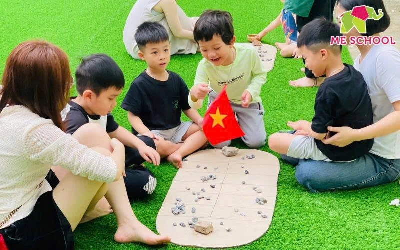 Trẻ cần được học trong môi trường cân bằng, có thời gian chơi, nghỉ ngơi và phát triển cảm xúc