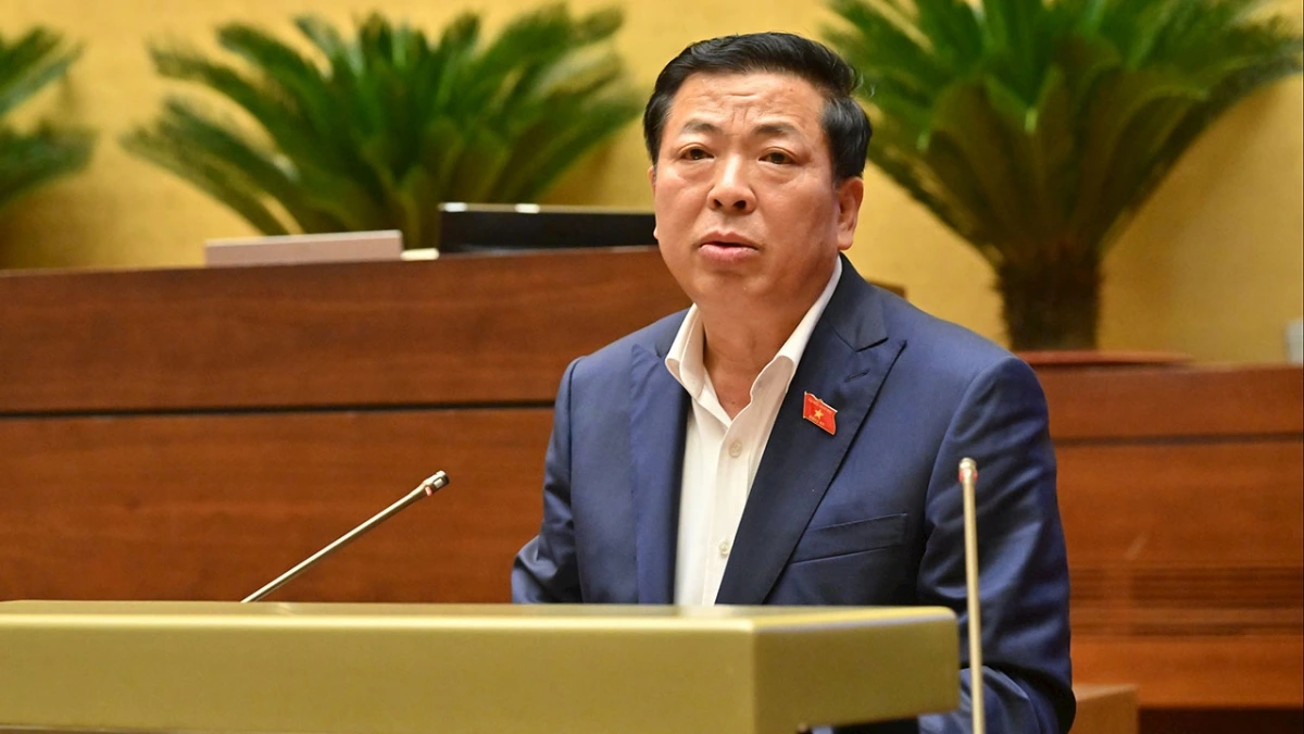 Bộ trưởng Bộ Xây dựng Trần Hồng Minh