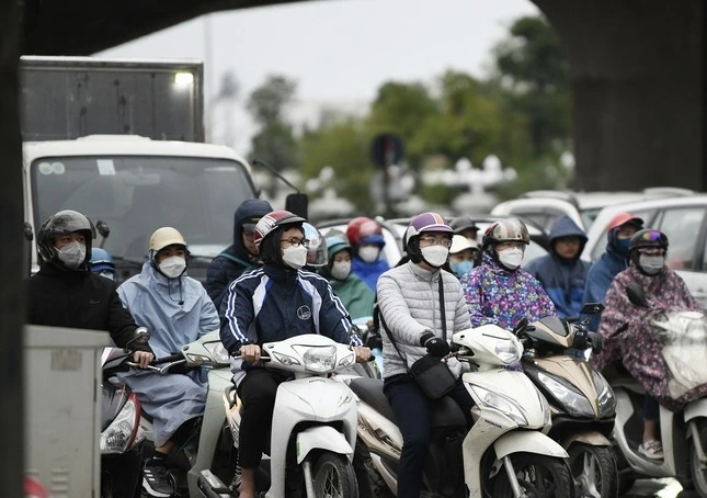 Trong các đêm từ 12 đến 15/11, nhiệt độ thấp nhất ở Bắc Bộ, Thanh Hóa và Nghệ An giảm mạnh, phổ biến 16–18 độ, vùng núi Bắc Bộ có nơi dưới 13 độ