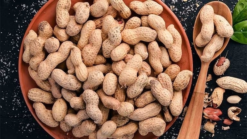 Sự kết hợp giữa đậu phộng và bia gây ảnh hưởng không tốt cho sức khoẻ.