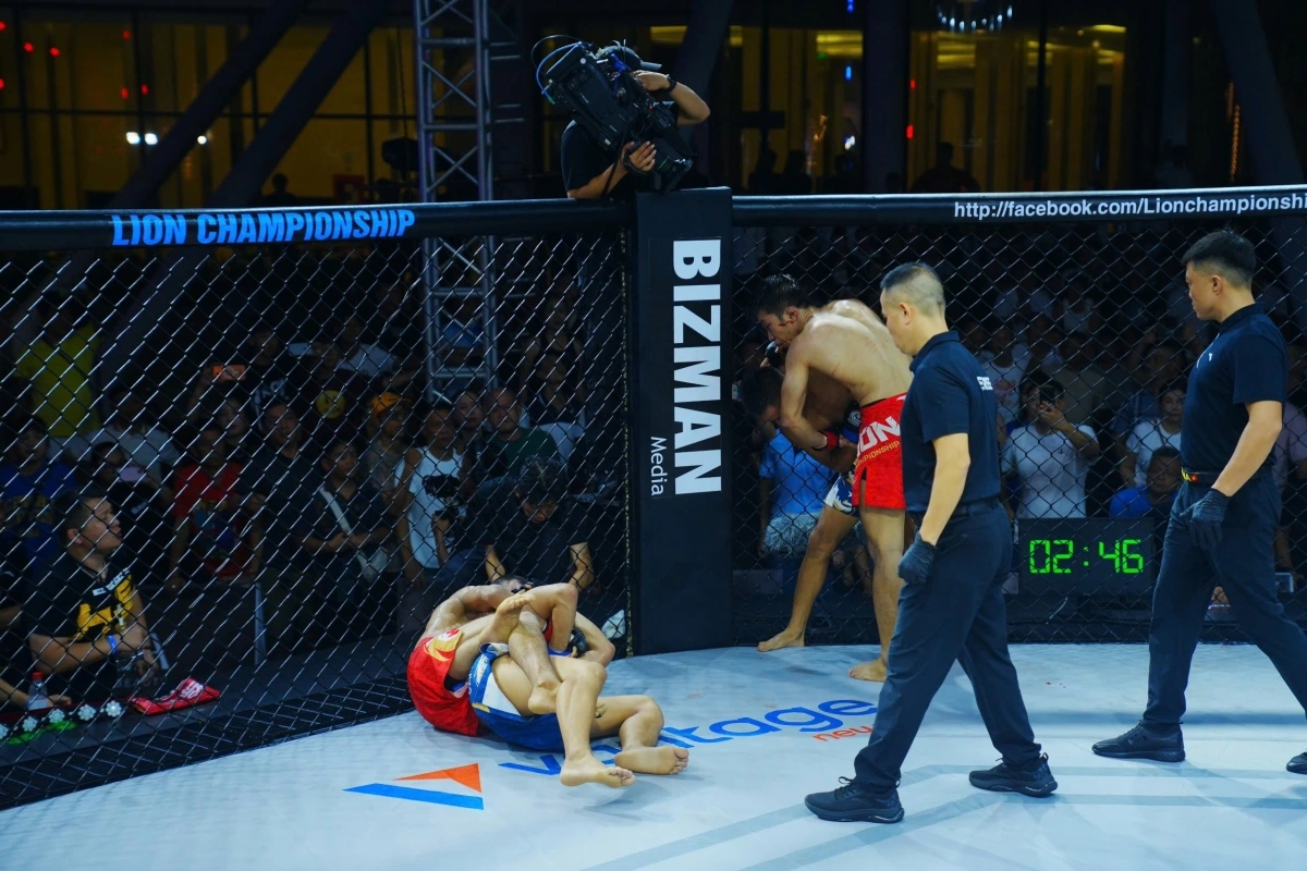 Ở nội dung song đấu (MMA Duo), các VĐV đã cống hiến cho khán giả trận đấu mãn nhãn. Shen Long/Shama Yige của Trung Quốc cùng Nguyễn Nguyên Chương/Claudio Coutinho của đội C88 MMA (CLB của Việt Nam) có 10 phút tranh tài rất kịch tính mà không bên nào chiếm được ưu thế rõ ràng.