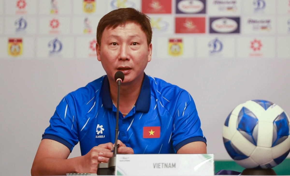 HLV Kim Sang Sik tự tin giành chiến thắng trước ĐT Lào (Ảnh: VFF).