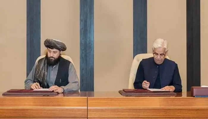 Thỏa thuận ngừng bắn tạm thời được hai bên ký kết trước đó vào ngày 19/10/2025 tại Doha, Qatar. Ảnh: Reuters