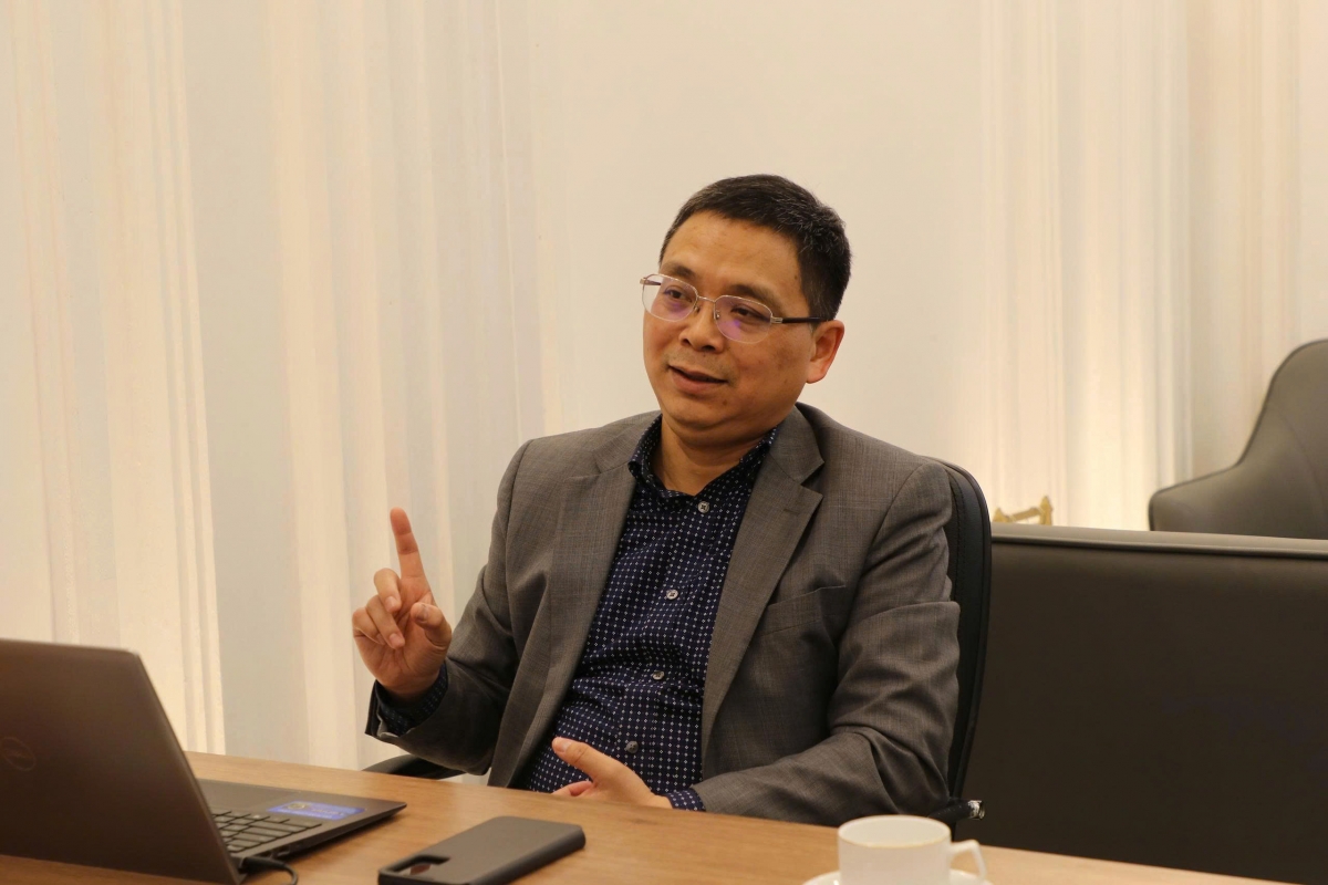 PGS. TS Phan Chí Anh, Giám đốc Trung tâm Nghiên cứu Quản trị kinh doanh, Trường Đại học Kinh tế, Đại học Quốc gia Hà Nội