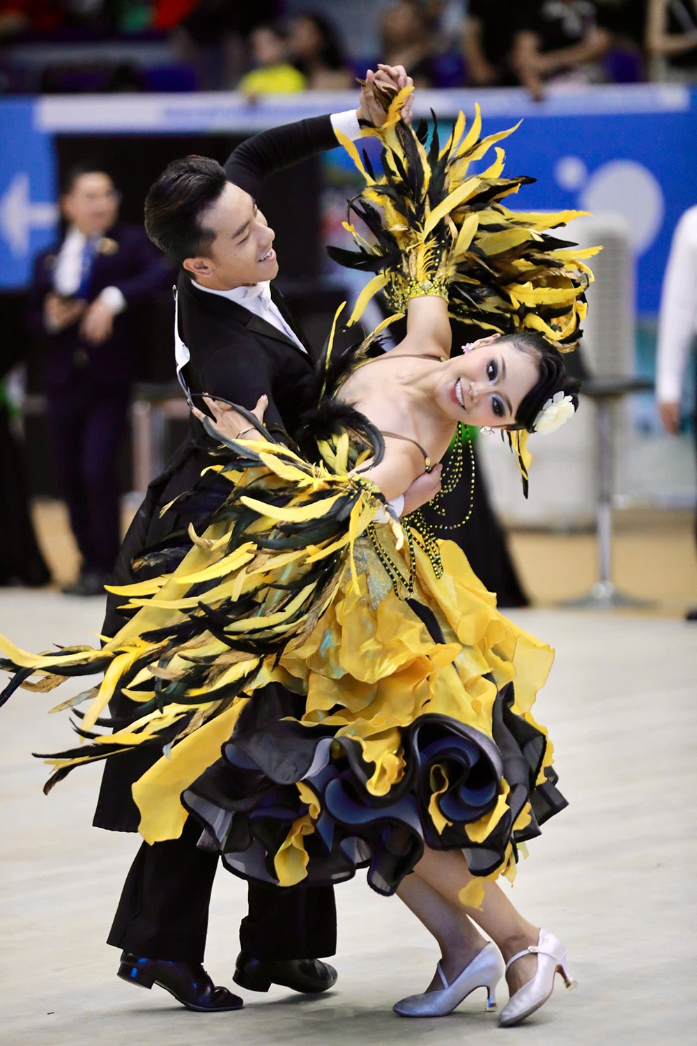 Quản Ý Phương Trinh, 20 tuổi, là gương mặt trẻ nổi bật trong làng khiêu vũ thể thao.