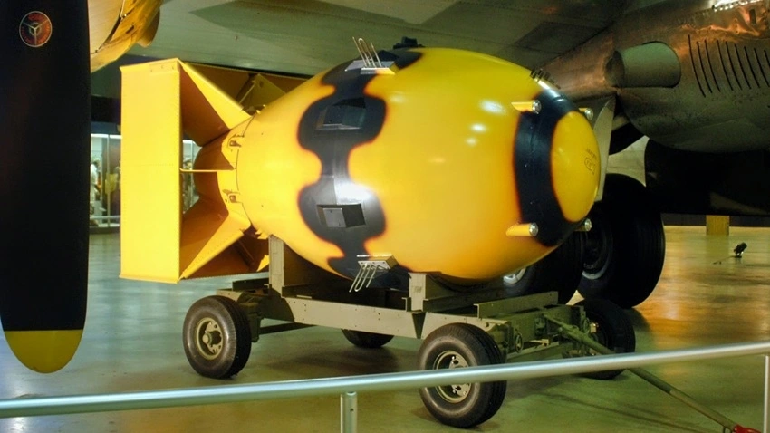 Quả bom nguyên tử Fat Man tại Bảo tàng Quốc gia Không quân Mỹ. Ảnh: Không quân Mỹ