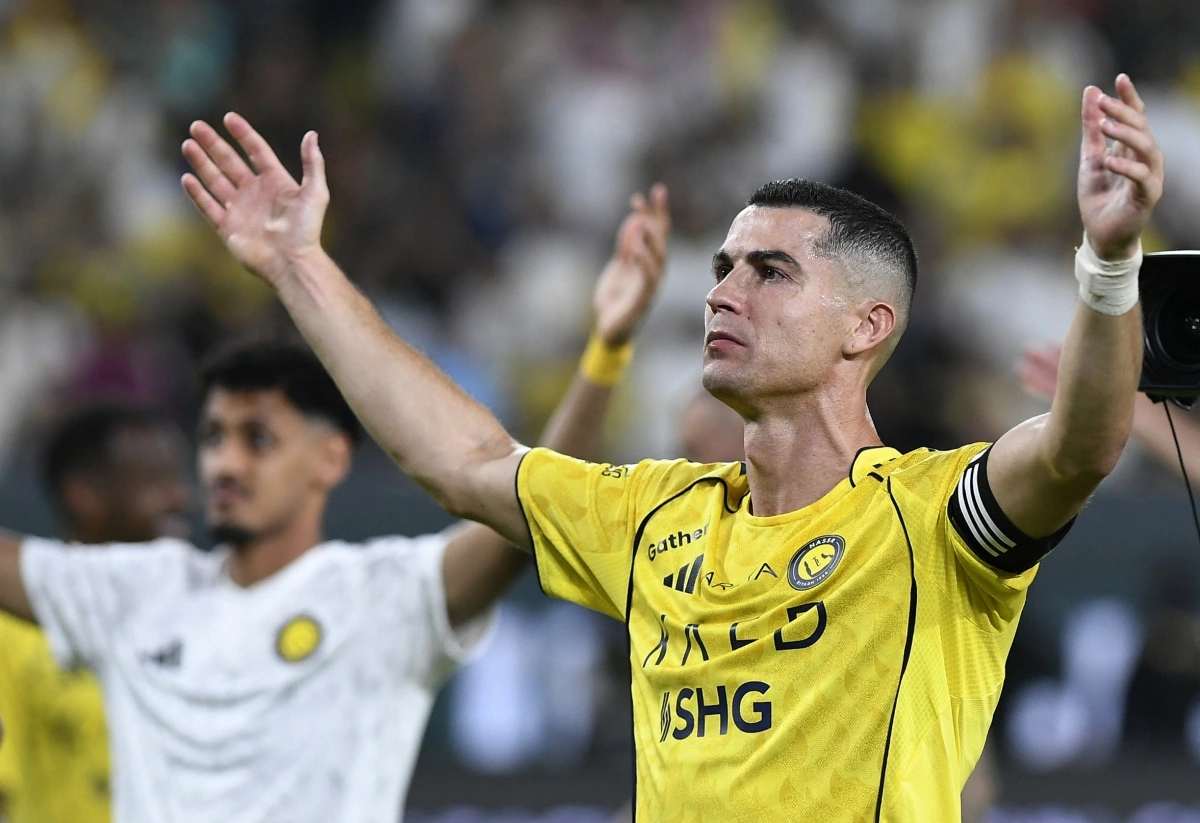 Ronaldo cán mốc 953 bàn thắng trong sự nghiệp (Ảnh: Reuters).