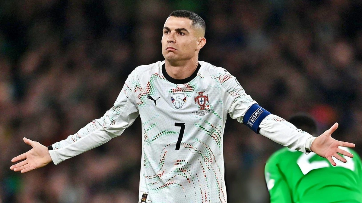 Ronaldo đối diện án phạt cực nặng sau trận đấu với CH Ireland. (Ảnh: Getty)