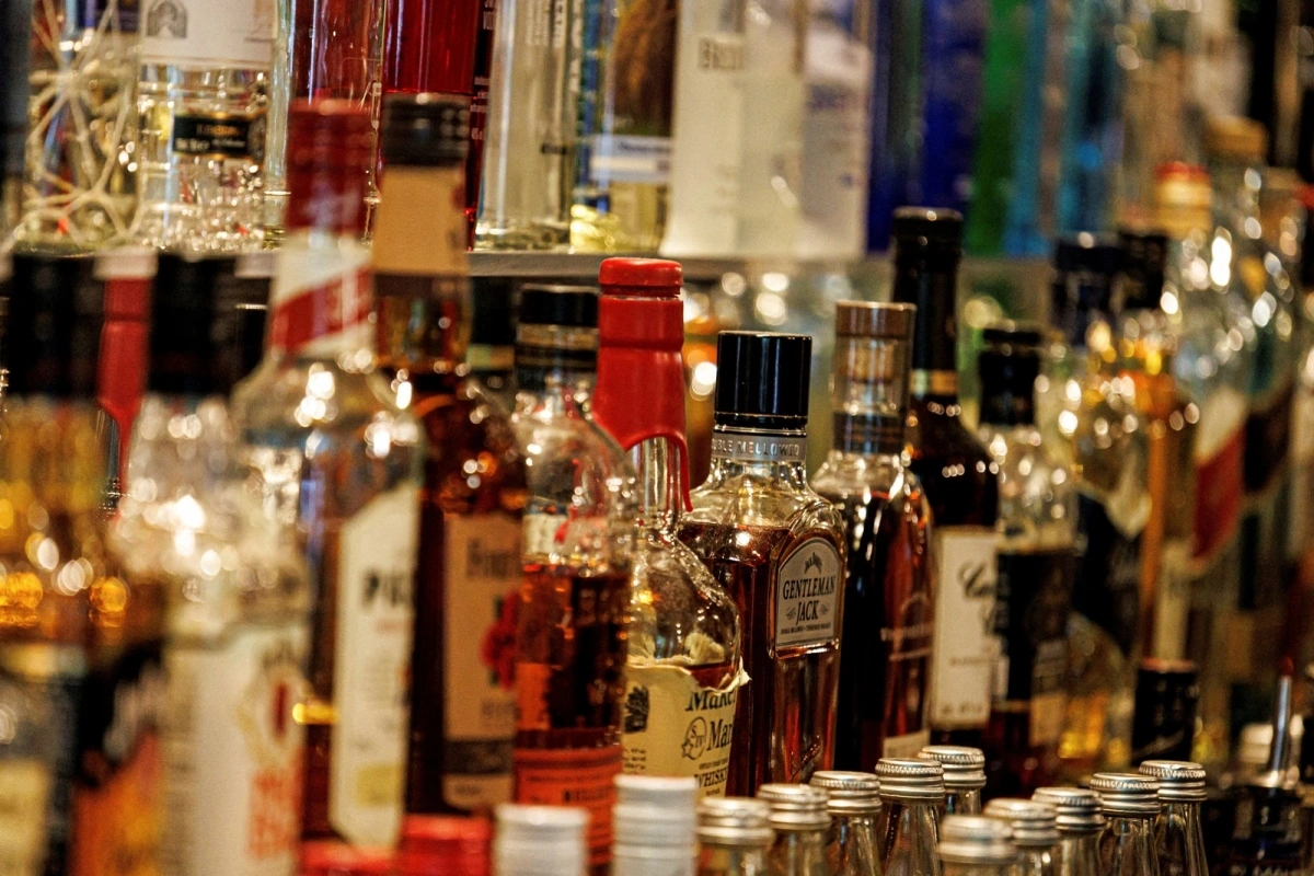 (Ảnh minh họa về rượu bia: Reuters)