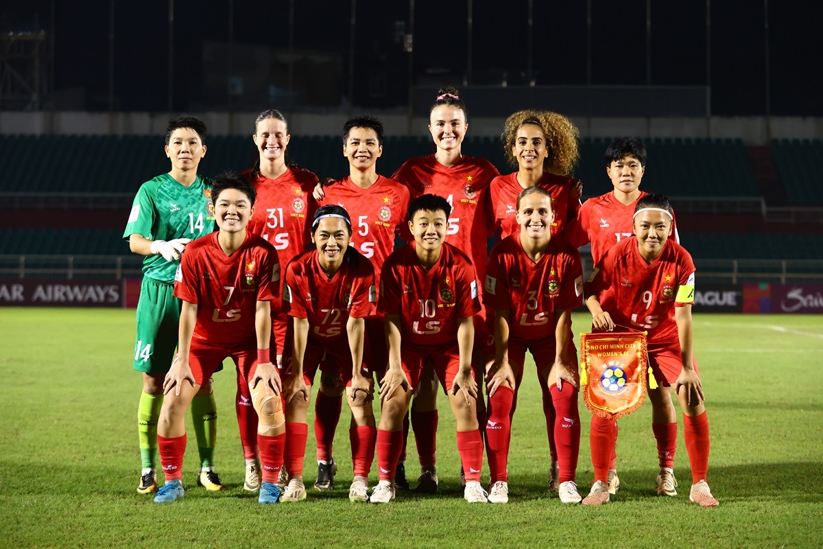 CLB nữ TP.HCM nhận thưởng nóng sau khi xuất sắc giành quyền vào tứ kết Cúp C1 nữ châu Á 2025/2026. (Ảnh: TH)