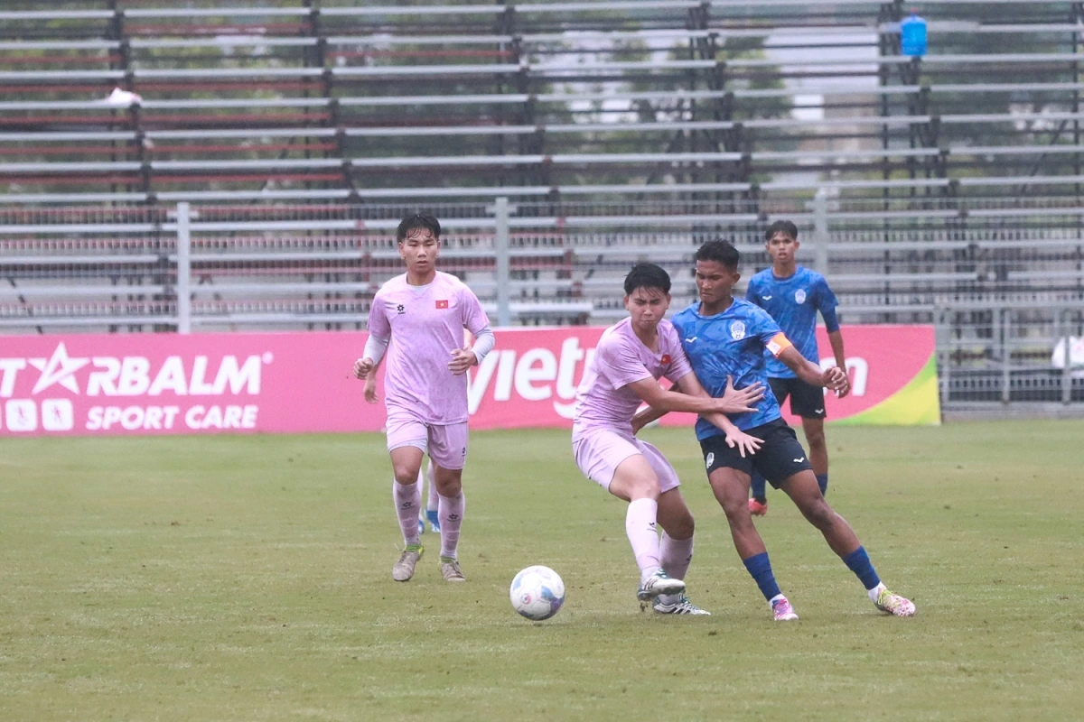 U17 Việt Nam giành chiến thắng thuyết phục với tỷ số 5-0 trước U17 Campuchia.