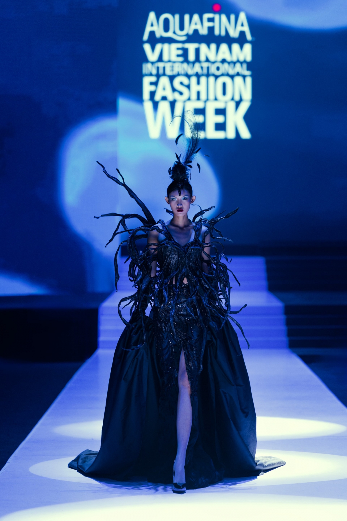 First held in 2014, the Vietnam International Fashion Week has quickly become the leading fashion event in ASEAN. In Asia, it ranks as the fourth largest show behind only Tokyo, Seoul, and Shanghai fashion weeks.