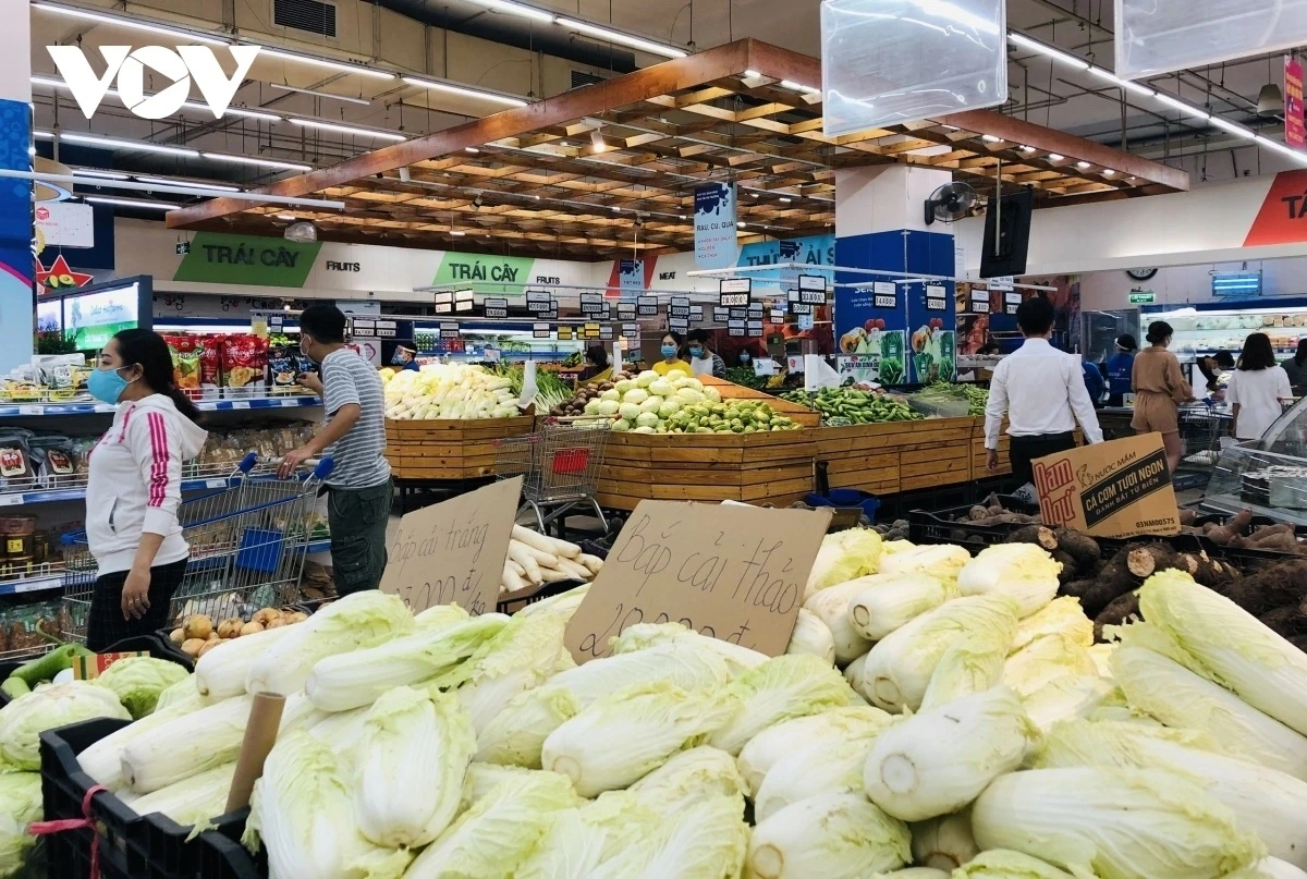 Giá thực phẩm tăng cao sau bão kéo chỉ số giá tiêu dùng tháng 10 tăng 0,2%