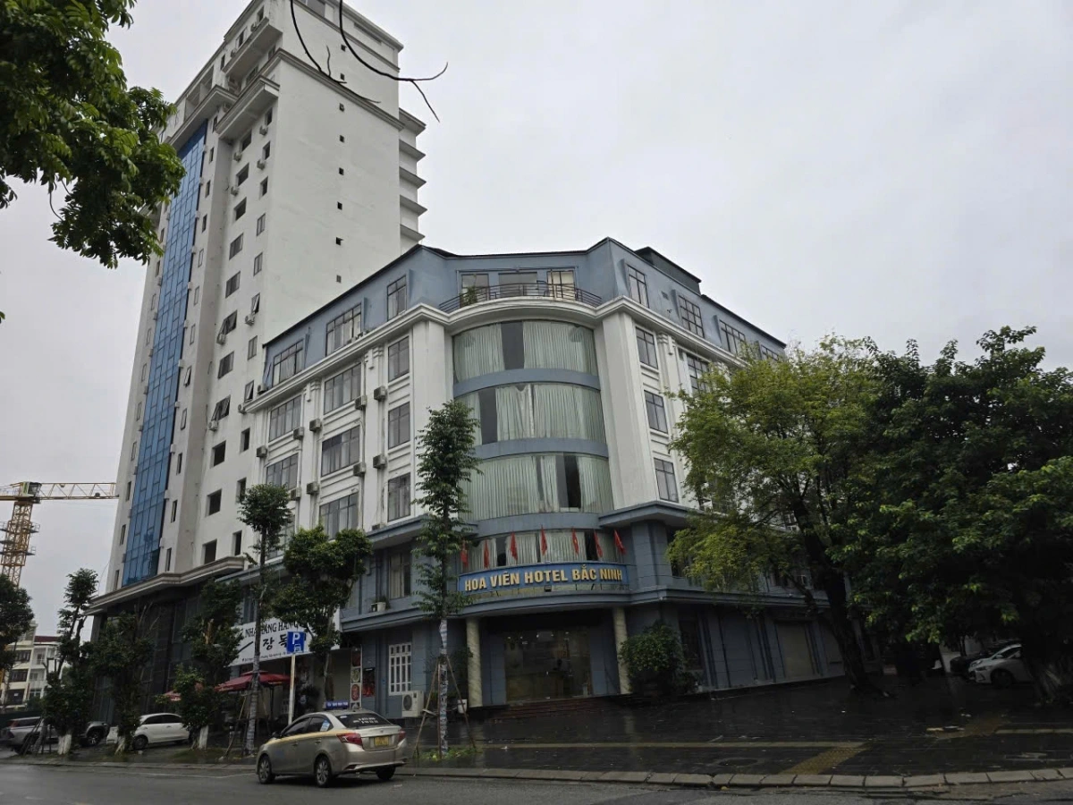 Tòa nhà khách sạn Hoa Viên tại đường Ngô Tất Tố (tỉnh Bắc Ninh)
