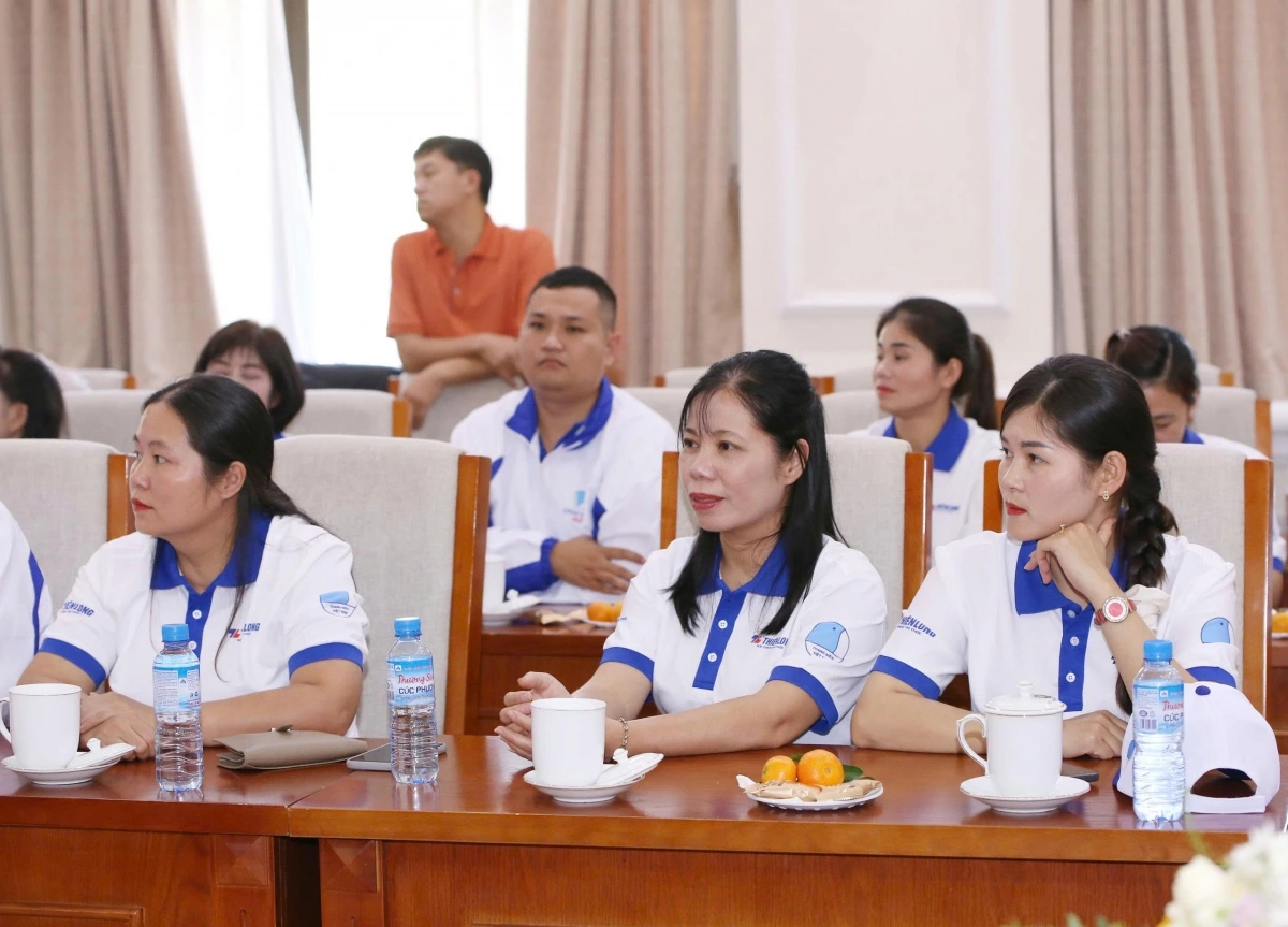 Các thầy cô chia sẻ tâm tư, khó khăn và kiến nghị từ thực tiễn giảng dạy ở các vùng miền