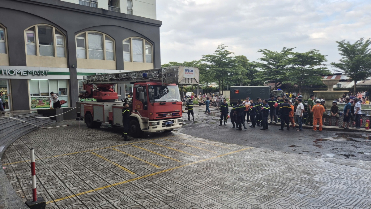 Lực lượng chức năng có mặt tại hiện trường.