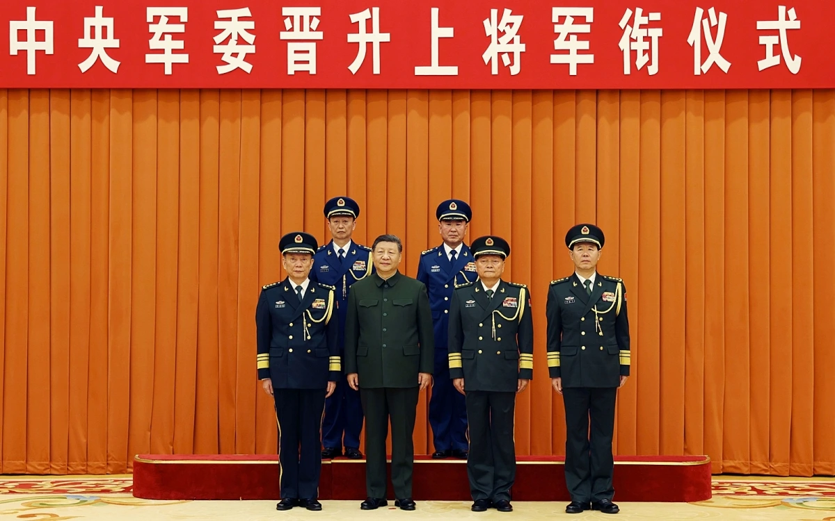 Tap Can Binh va tuong Truong Huu Hiep, Luu Chan Lap, tuong linh Trung Quoc, quan doi Trung Quoc -Bao Quan Giai phong.jpg