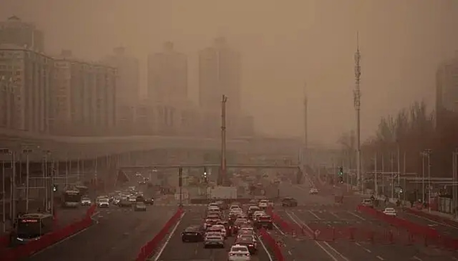 bao bui Trung Quoc, bui cat Trung Quoc che phu Bac Kinh, o nhiem khong khi, bao cat Trung Quoc, duong pho Bac Kinh -visual china.jpg
