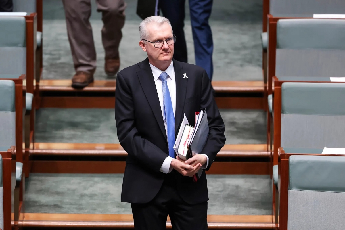 Bộ trưởng Nội vụ Australia Tony Burke. Nguồn: Alex Ellinghausen
