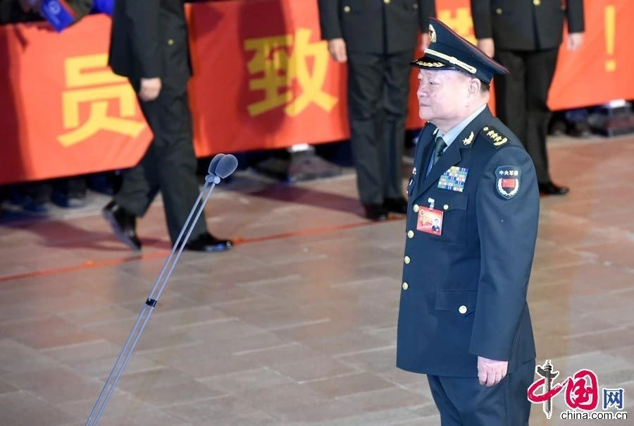 Ông Trương Hựu Hiệp tại lễ xuất chinh của phi hành đoàn Thần Châu-11 tháng 10/2016