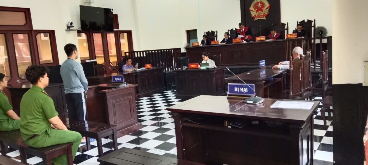 phien_toa_xet_xu_bi_cao_dung_sung_ban_nguoi_20260227133947.jpg