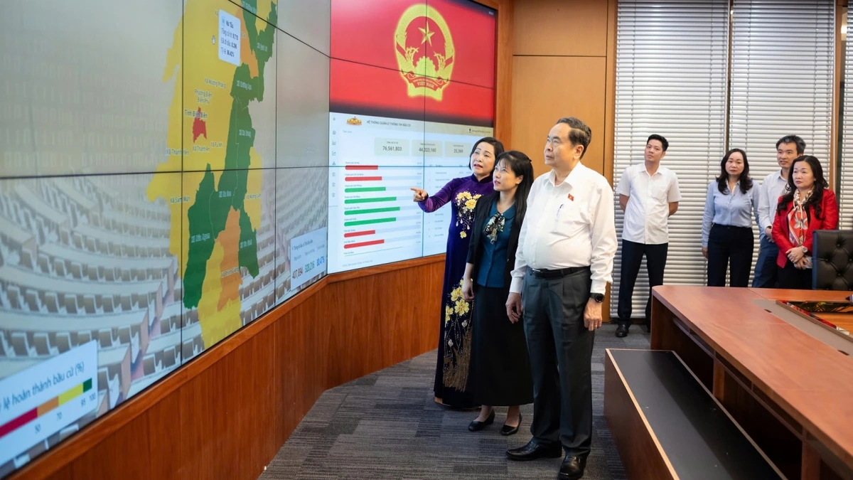 Hoi dong bau cu quoc gia.jpg