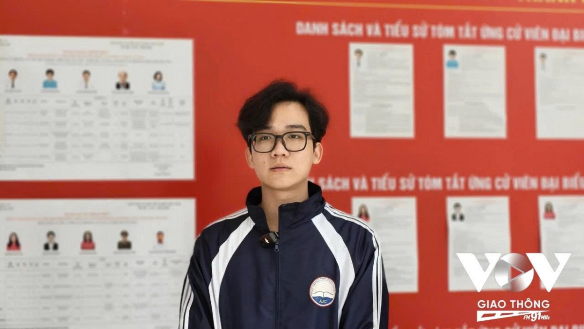 Em Vũ Hải Long, sinh viên khoa Báo mạng điện tử, Học viện Báo chí và Tuyên truyền